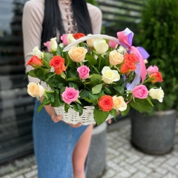 Trandafiri Multicolori in Cos alt vedere product 2