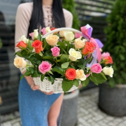 Trandafiri Multicolori in Cos alt vedere product 6