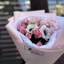 Buchet cu Hortensie, Anemone si Trandafiri alt vedere product 8