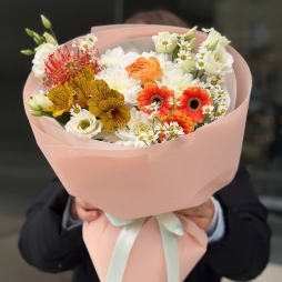 Buchet Pastel cu Gerbera, Crizanteme și Alstroemeria photo