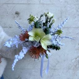 Buchet de Iarnă cu Amarilis și Leucospermum photo