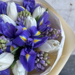 Buchet cu Lalele, Zambile si Irisi alt vedere product 3