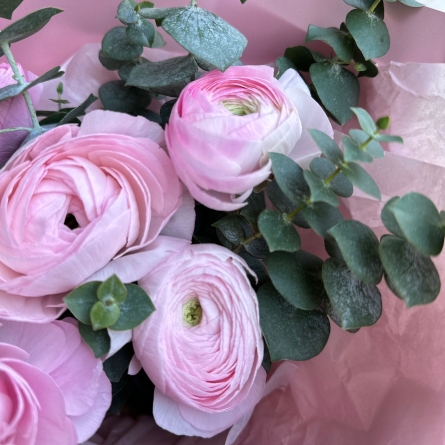 Ranunculus Roz si Eucalipt alt vedere product 4