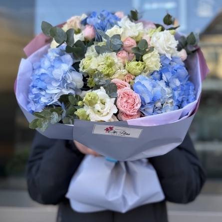 Buchet cu Hortensie Albastra, Trandafiri Roz si Eustome alt vedere product