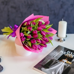 Buchet special Nr 6 din 25 lalele mov alt vedere product 3