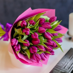 Buchet special Nr 6 din 25 lalele mov alt vedere product